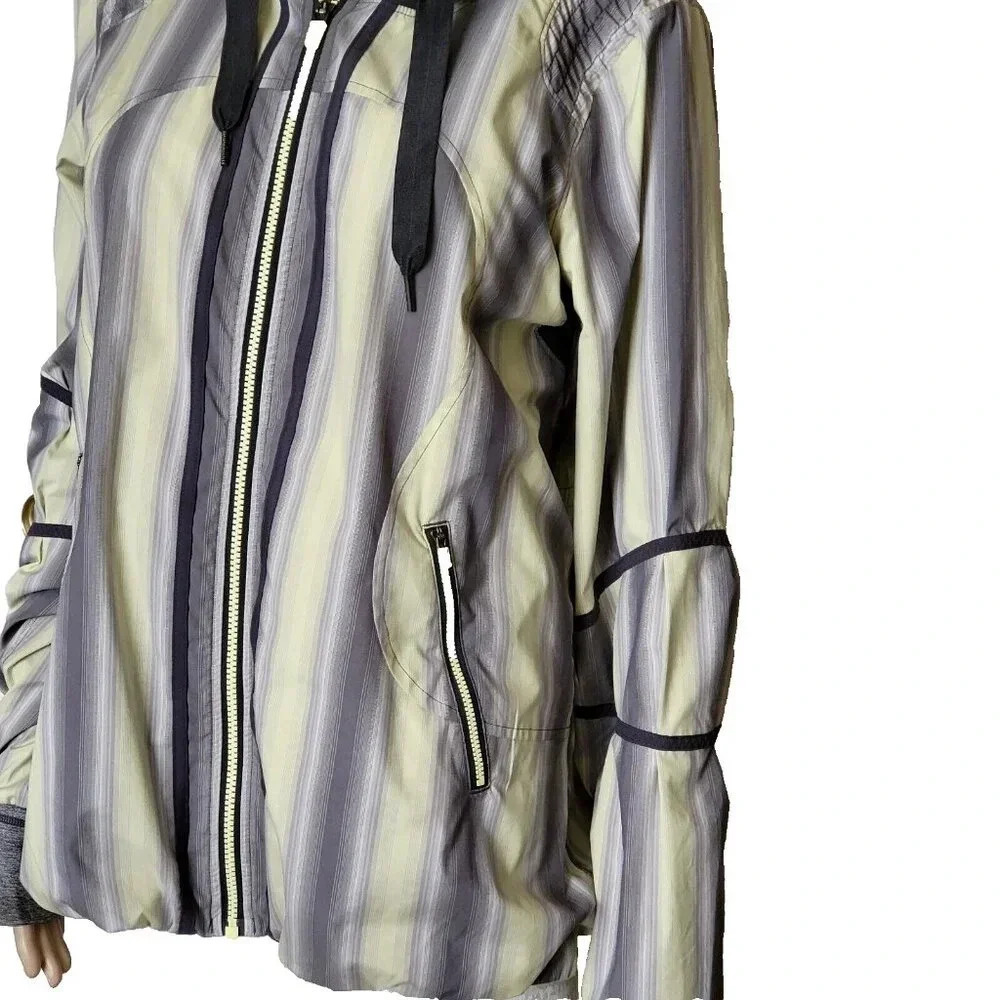 Lululemon Jacket Women's Full Zip Hooded Striped Lined Pockets Running size 10 - Picture 5 of 8